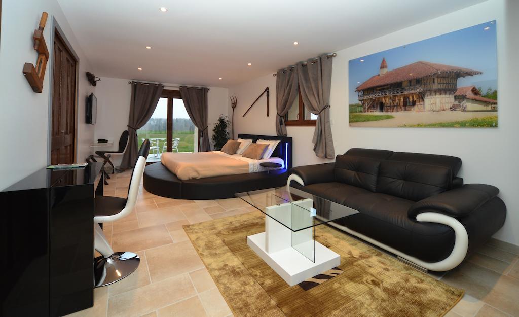 Bed and Breakfast Domaine De La Garde Vonnas Pokój zdjęcie
